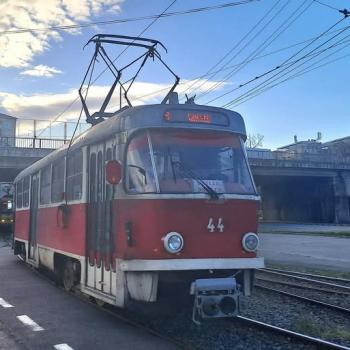 2025. június 25-től autóbuszok közlekednek a Pod CFR - Sinteza szakaszon